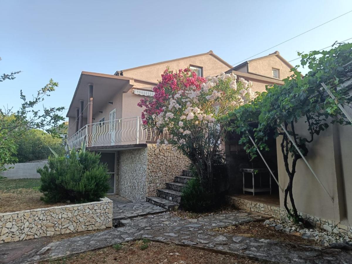 Apartments Vedrana Šibuljina Eksteriør bilde